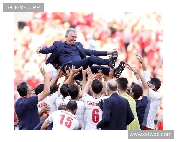 伊朗队在补时阶段逆转乌克兰赛平局收获重要一分展现顽强斗志